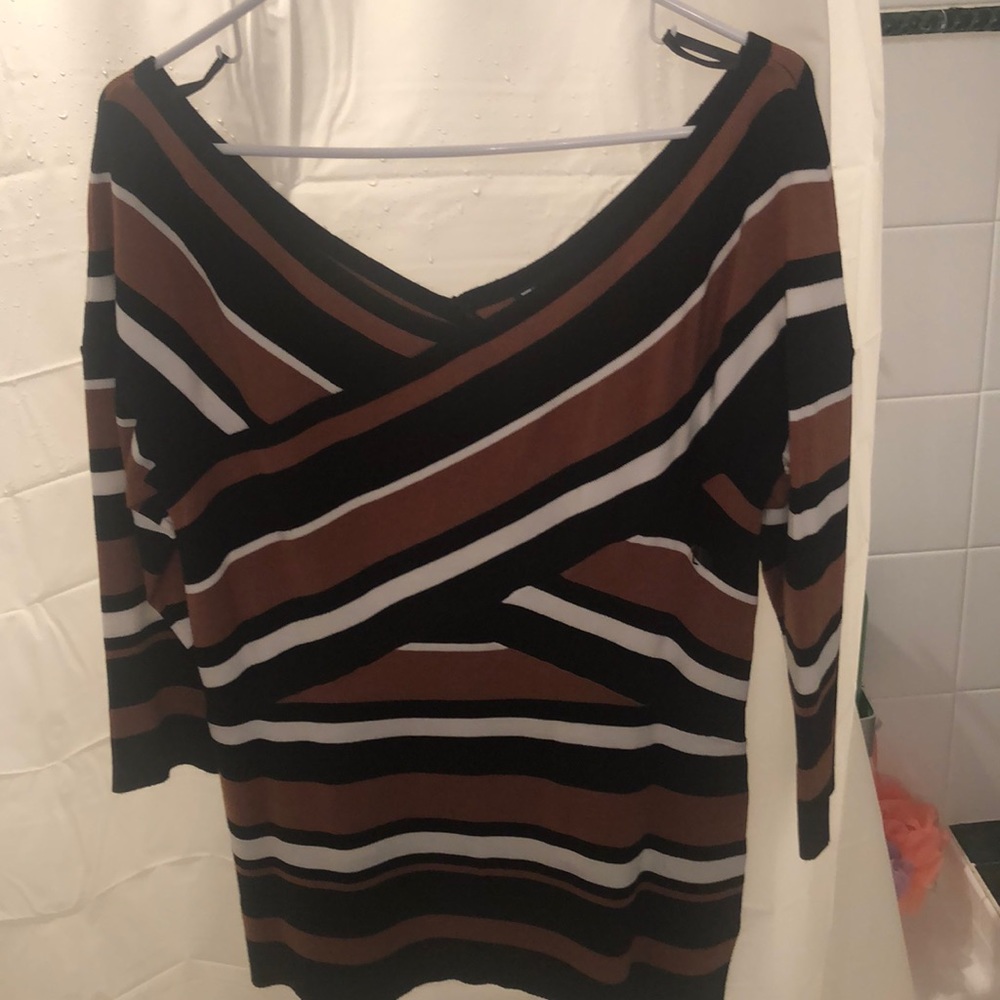 NY&C 3/4 length sleeve sweater